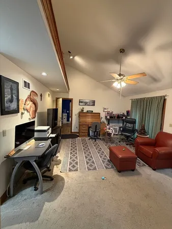 $689,000 | 316 Walnut Plain Road, Rochester, MA 02770