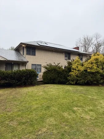 $689,000 | 316 Walnut Plain Road, Rochester, MA 02770