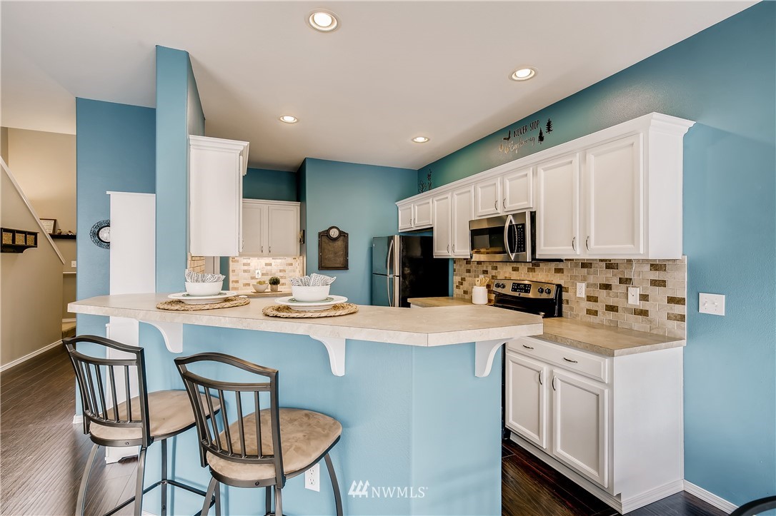 2901 Southeast 10th Street, Unit 1005 Renton, WA 98058 - Photo 4 of 15 Gallery Image 4