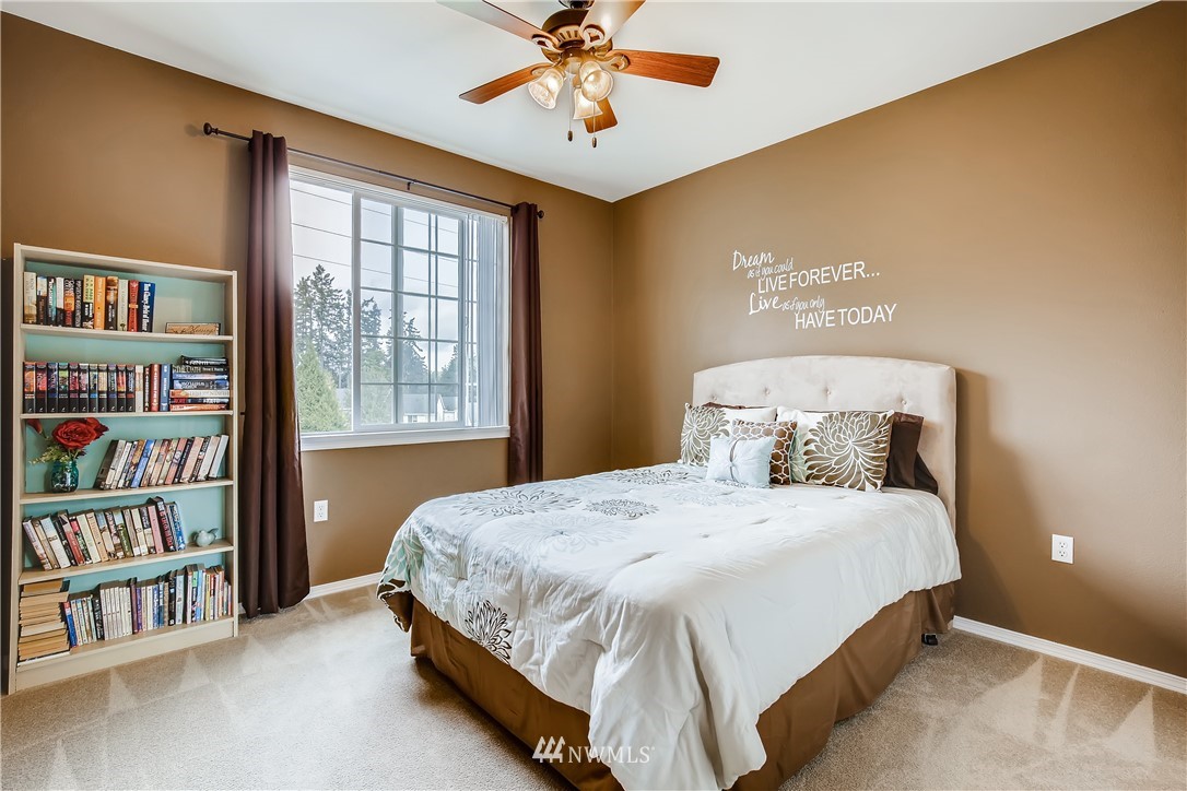 2901 Southeast 10th Street, Unit 1005 Renton, WA 98058 - Photo 8 of 15 Gallery Image 8