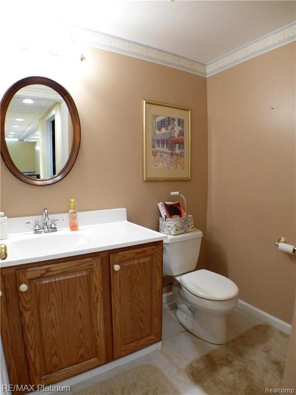 2857 Santia Road Troy, MI 48085 - Photo 39 of 43