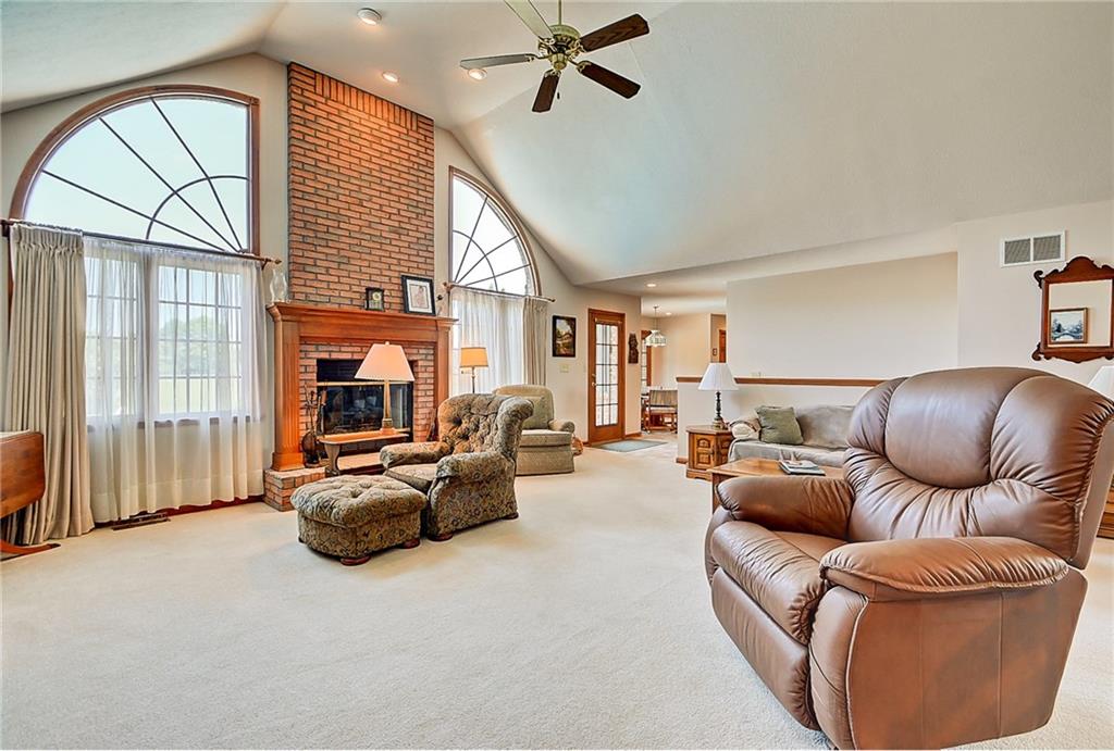 9860 South McGregor Road Indianapolis, IN 46259 - Photo 2 of 24 Gallery Image 2