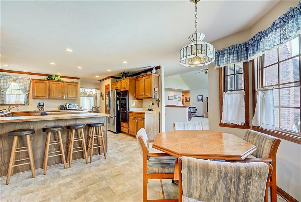 9860 South McGregor Road Indianapolis, IN 46259 - Photo 11 of 24 Gallery Image 11