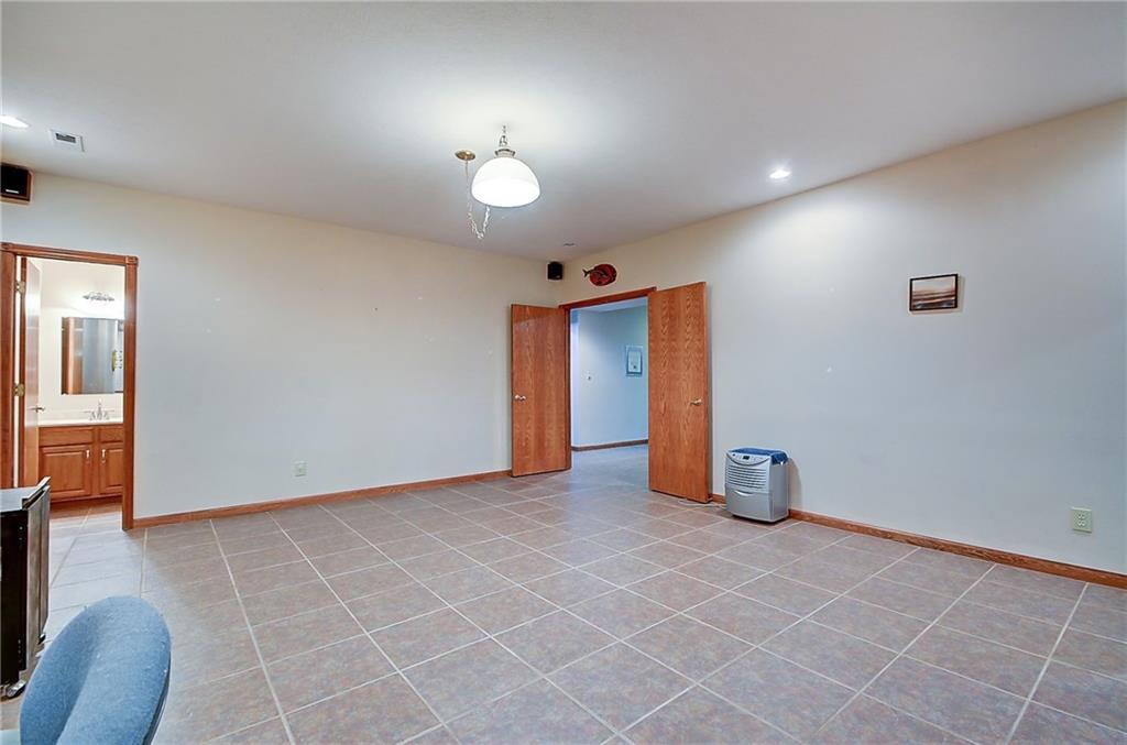 9860 South McGregor Road Indianapolis, IN 46259 - Photo 20 of 24 Gallery Image 20