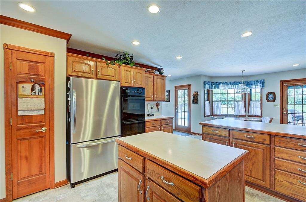 9860 South McGregor Road Indianapolis, IN 46259 - Photo 5 of 24 Gallery Image 5