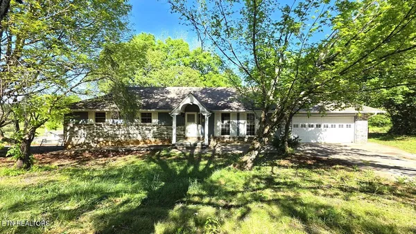 $319,900 | 3444 Big Springs Ridge Road, Friendsville, TN 37737