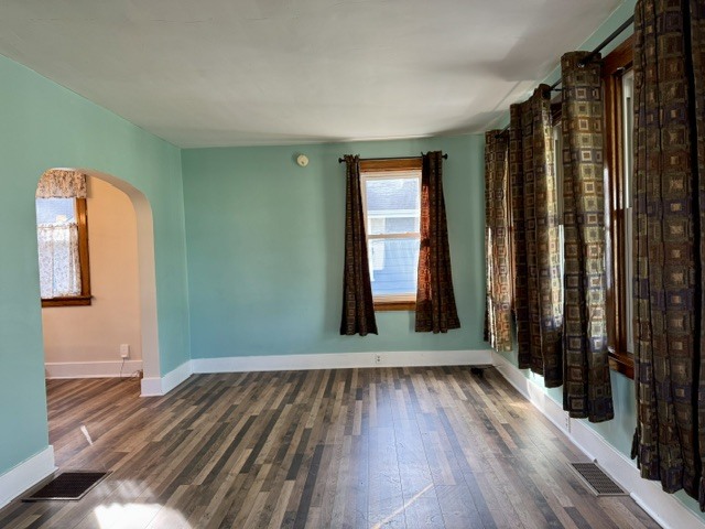 367 19th Place Clinton, IA 52732 - Photo 5 of 30