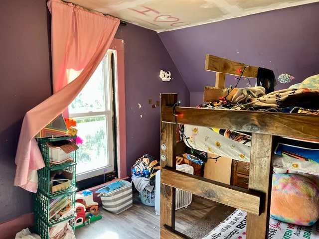 $24,900 | 843 East Seminary Avenue, Hoopeston, IL 60942