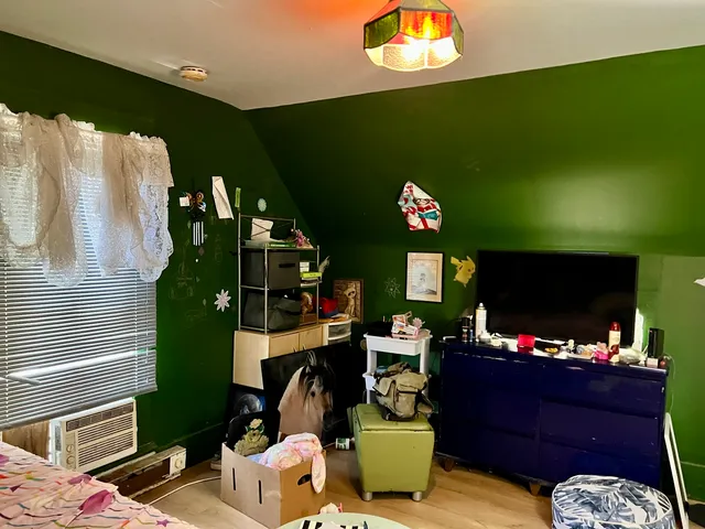 $24,900 | 843 East Seminary Avenue, Hoopeston, IL 60942