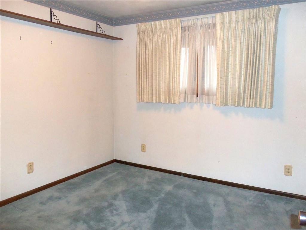 145 Wren Way Washington, PA 15301 - Photo 24 of 37