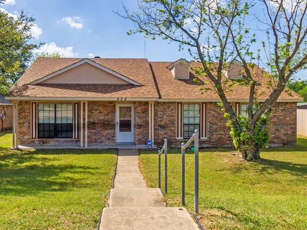 $1,940 | 452 Matterhorn Street, Cedar Hill, TX 75104