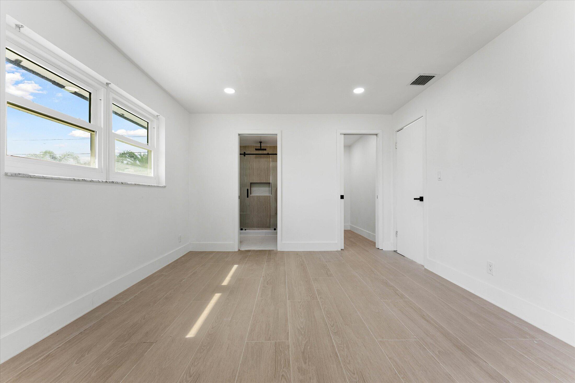 1540 Northwest 10th Street Boca Raton, FL 33486 - Photo 13 of 34 13-1540 NW 10th St, Boca Raton-2