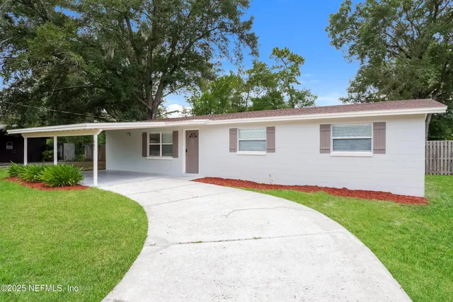 $1,620 | 583 Madeira Drive, Orange Park, FL 32073