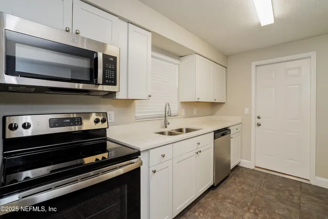 $1,620 | 583 Madeira Drive, Orange Park, FL 32073