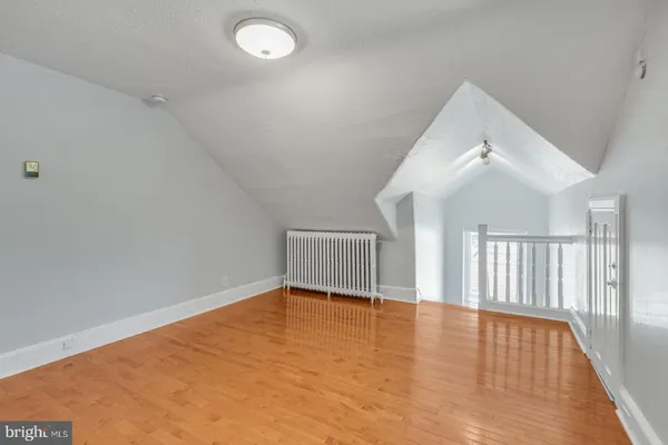 $1,250 | 158 Montgomery Avenue, Unit 3, Bala Cynwyd, PA 19004
