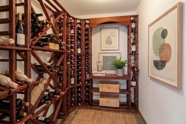 $599,000 | 609 Waterman Circle, Edina, MN 55343