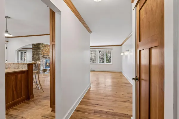 $599,000 | 609 Waterman Circle, Edina, MN 55343