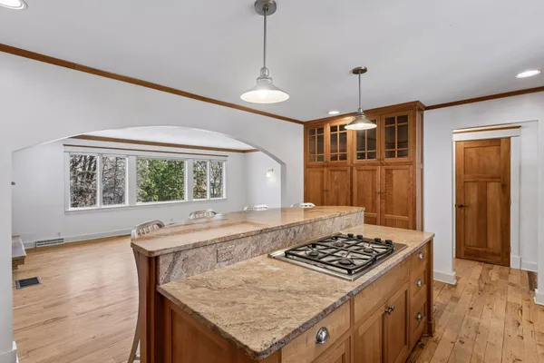 $599,000 | 609 Waterman Circle, Edina, MN 55343