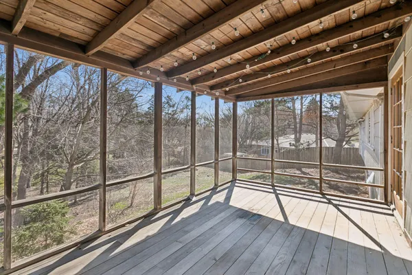 $599,000 | 609 Waterman Circle, Edina, MN 55343