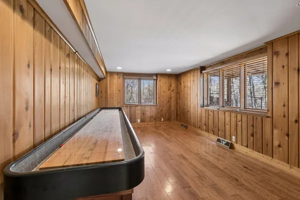 $599,000 | 609 Waterman Circle, Edina, MN 55343