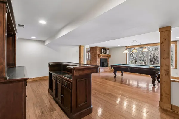 $599,000 | 609 Waterman Circle, Edina, MN 55343