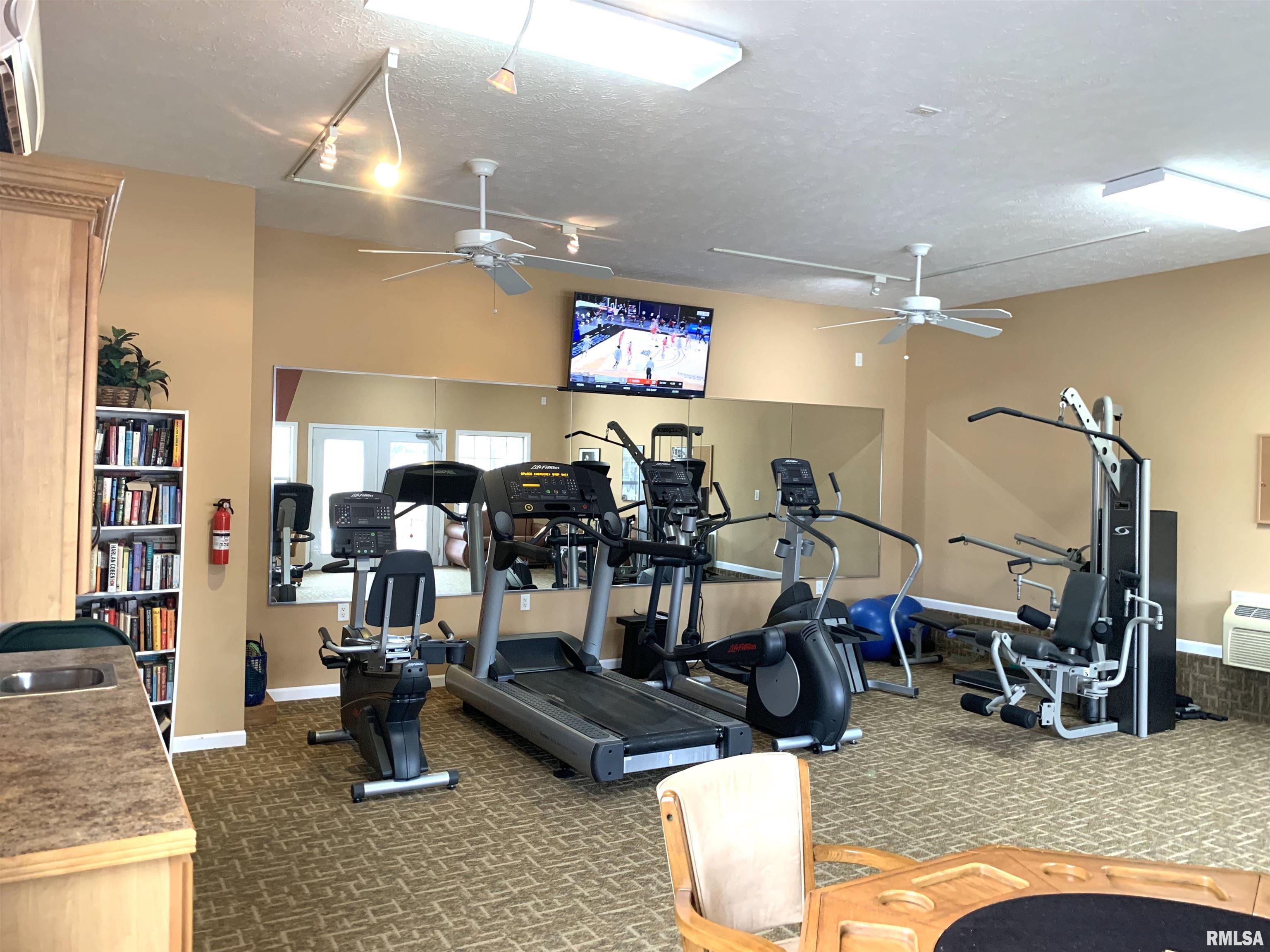 2800 Vía Rosso, Unit 134 Springfield, IL 62703 - Photo 61 of 64 Gallery Image 61