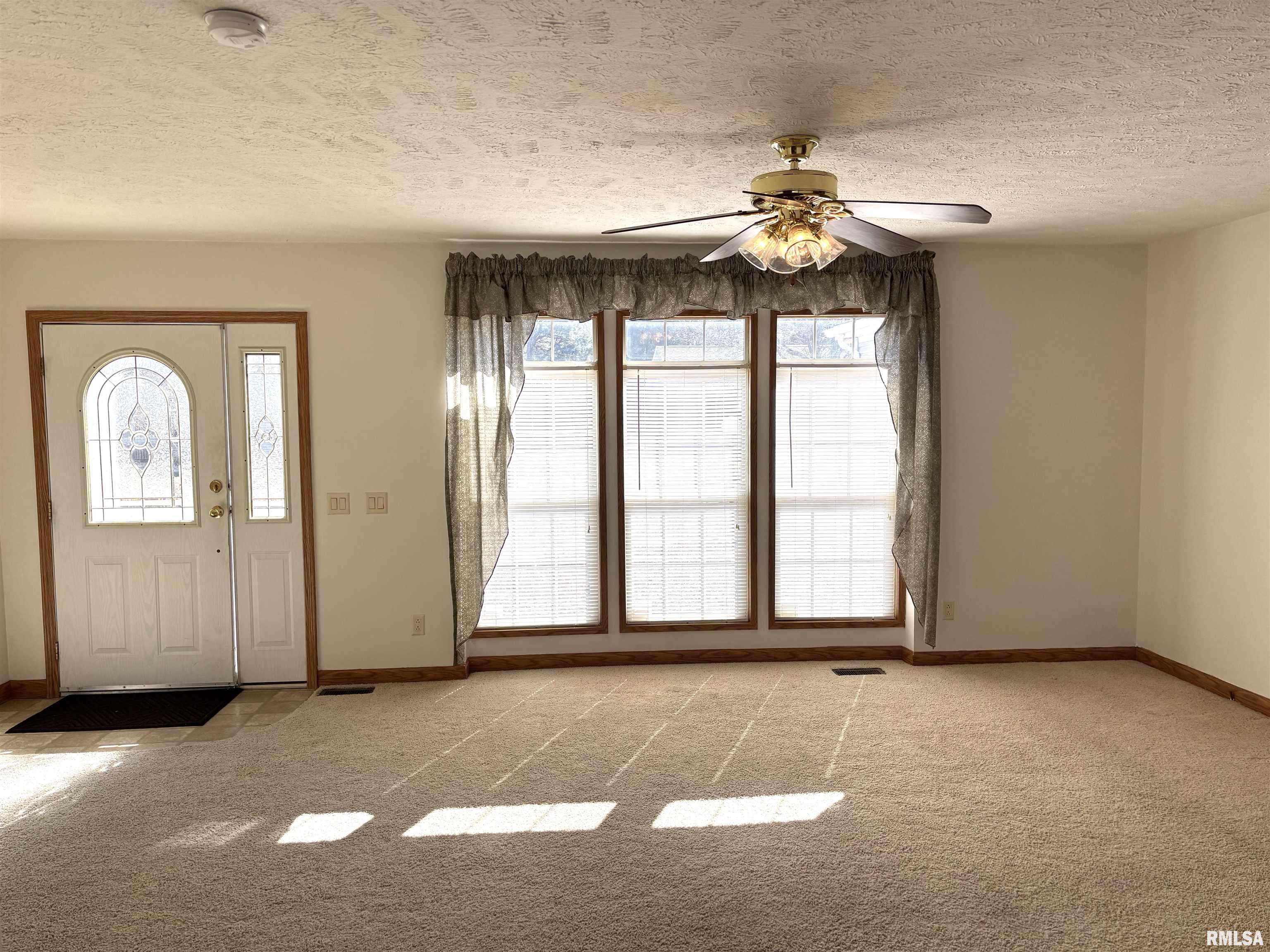 2800 Vía Rosso, Unit 134 Springfield, IL 62703 - Photo 9 of 64 Gallery Image 9