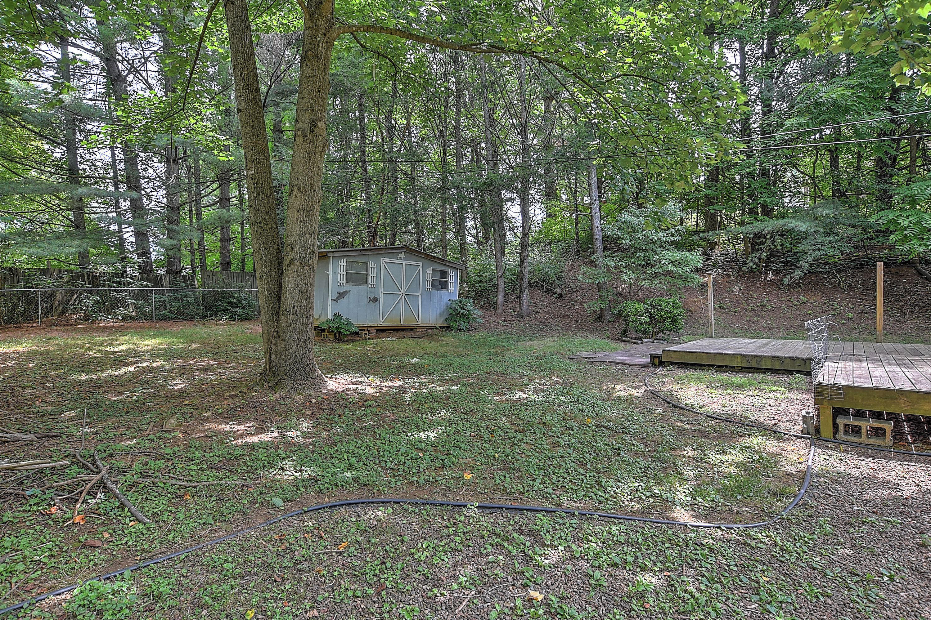 2003 Cherokee Road Johnson City, TN 37604 - Photo 31 of 40 2003 Cherokee Rd-31