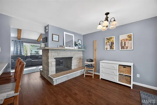 $250,000 | 1914 Zschokke Street, Highland, IL 62249