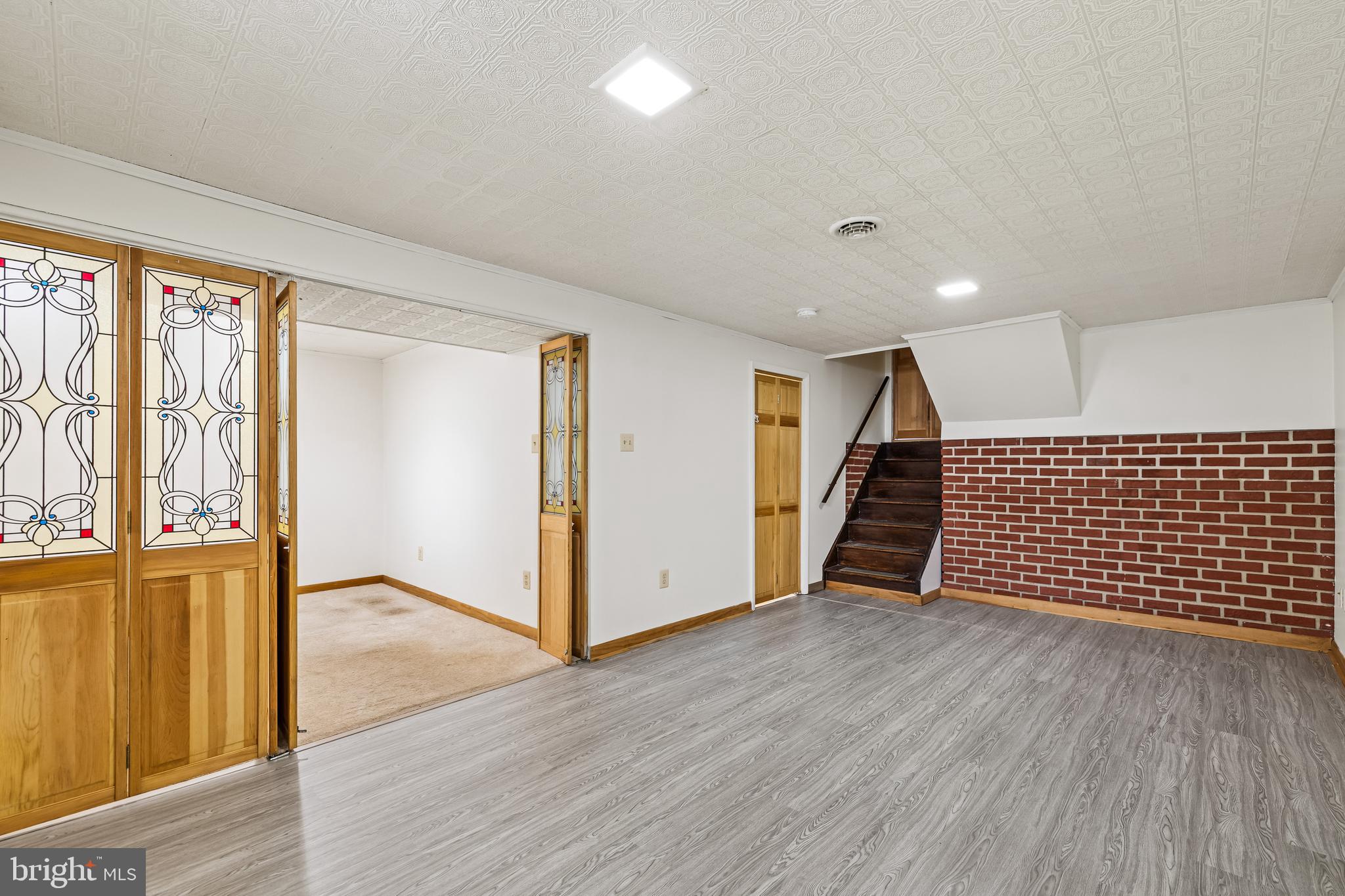 7040 Johnnycake Road Baltimore, MD 21228 - Photo 21 of 31