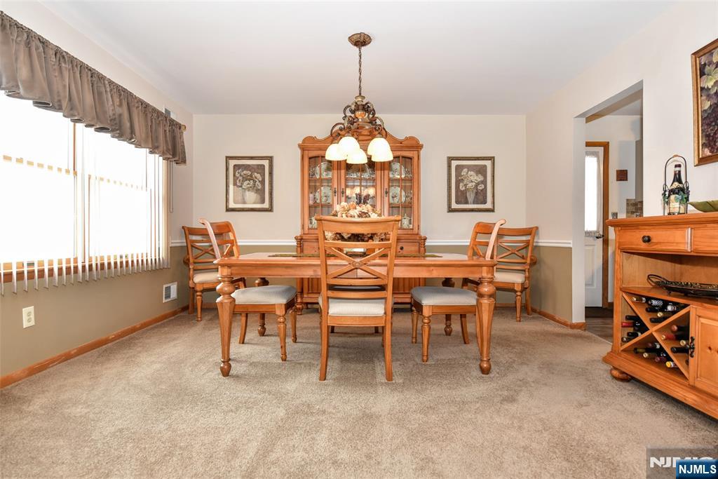 31 Smith Street Waldwick, NJ 07463 - Photo 16 of 42