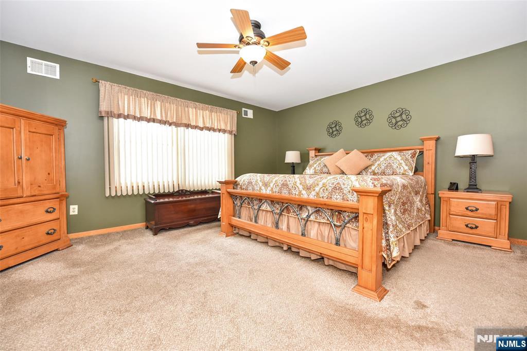 31 Smith Street Waldwick, NJ 07463 - Photo 21 of 42