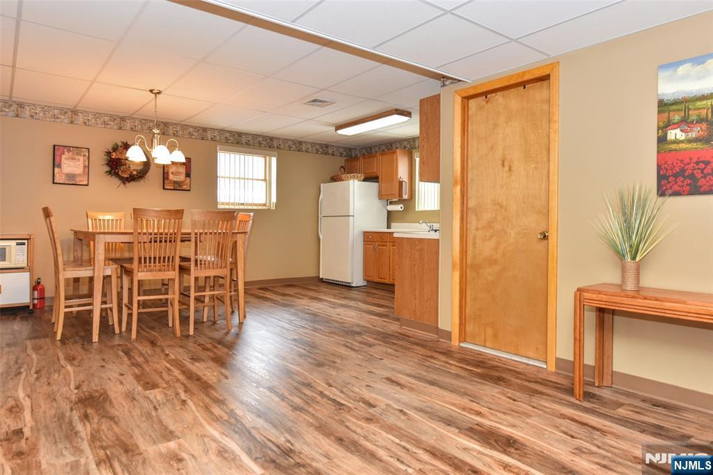 31 Smith Street Waldwick, NJ 07463 - Photo 28 of 42