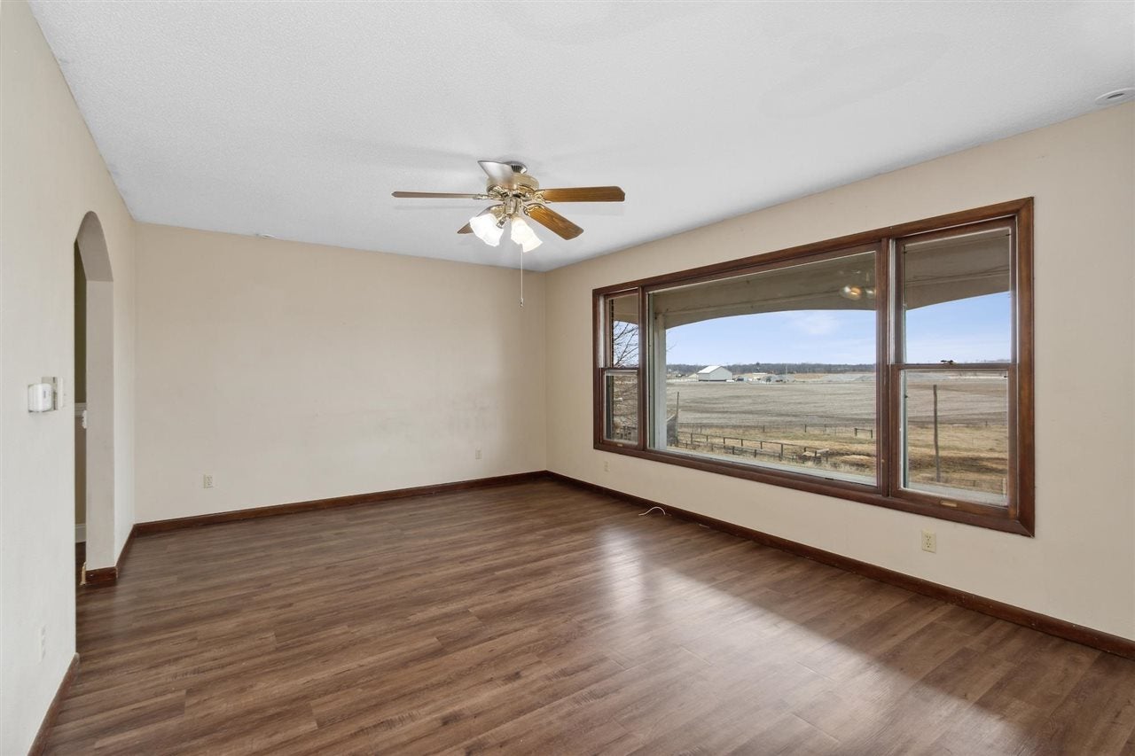 5735 Harrys Road Southeast Riverside, IA 52327 - Photo 6 of 47 Gallery Image 6