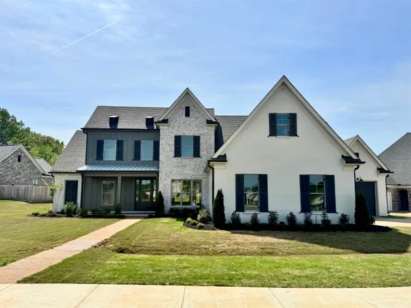 $759,900 | 90 Piper Holw Drive, Collierville, TN 38017