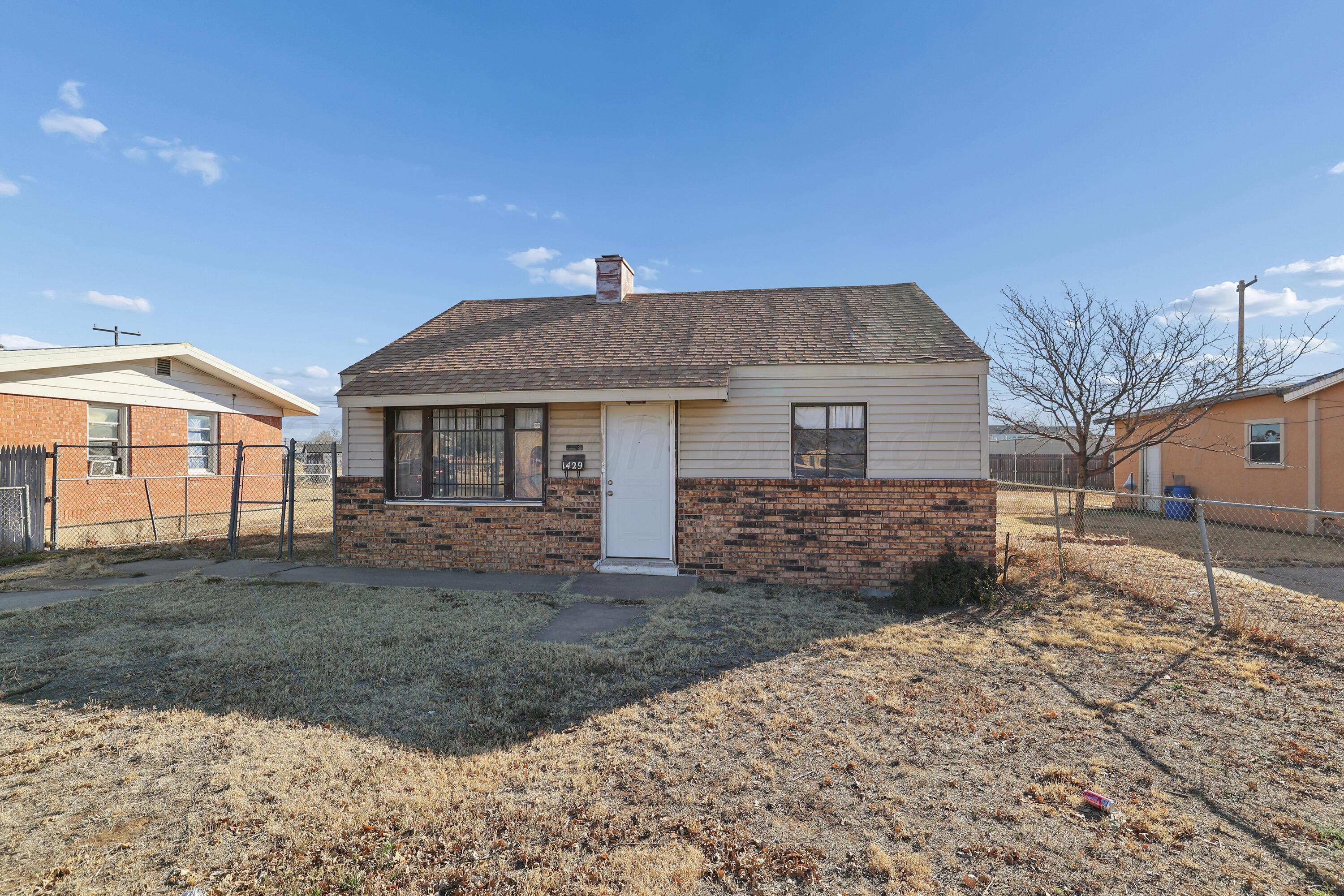 1429 Trigg Street Amarillo, TX 79104 - Photo 2 of 21 2-Front