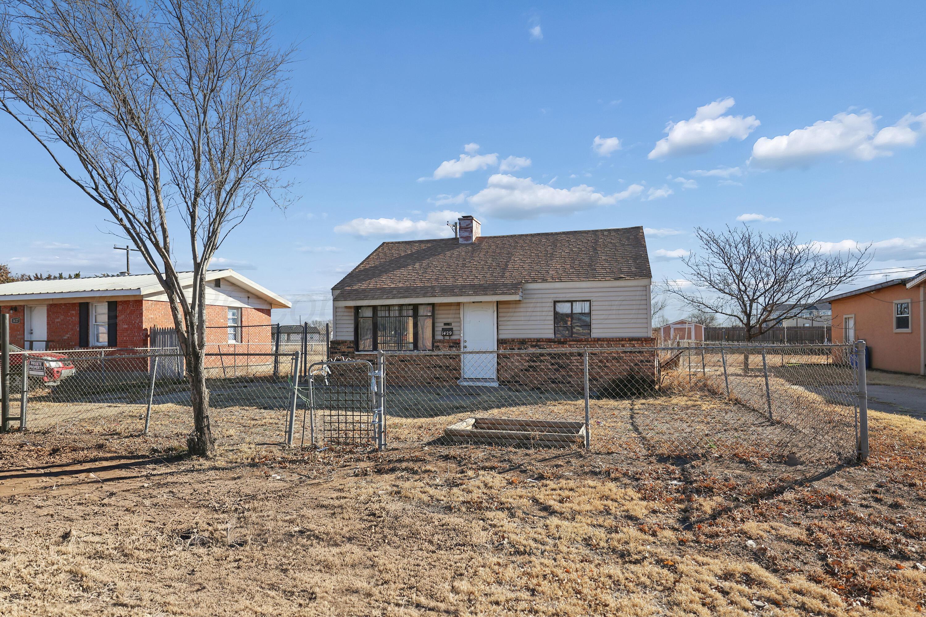 1429 Trigg Street Amarillo, TX 79104 - Photo 4 of 21 4-Front