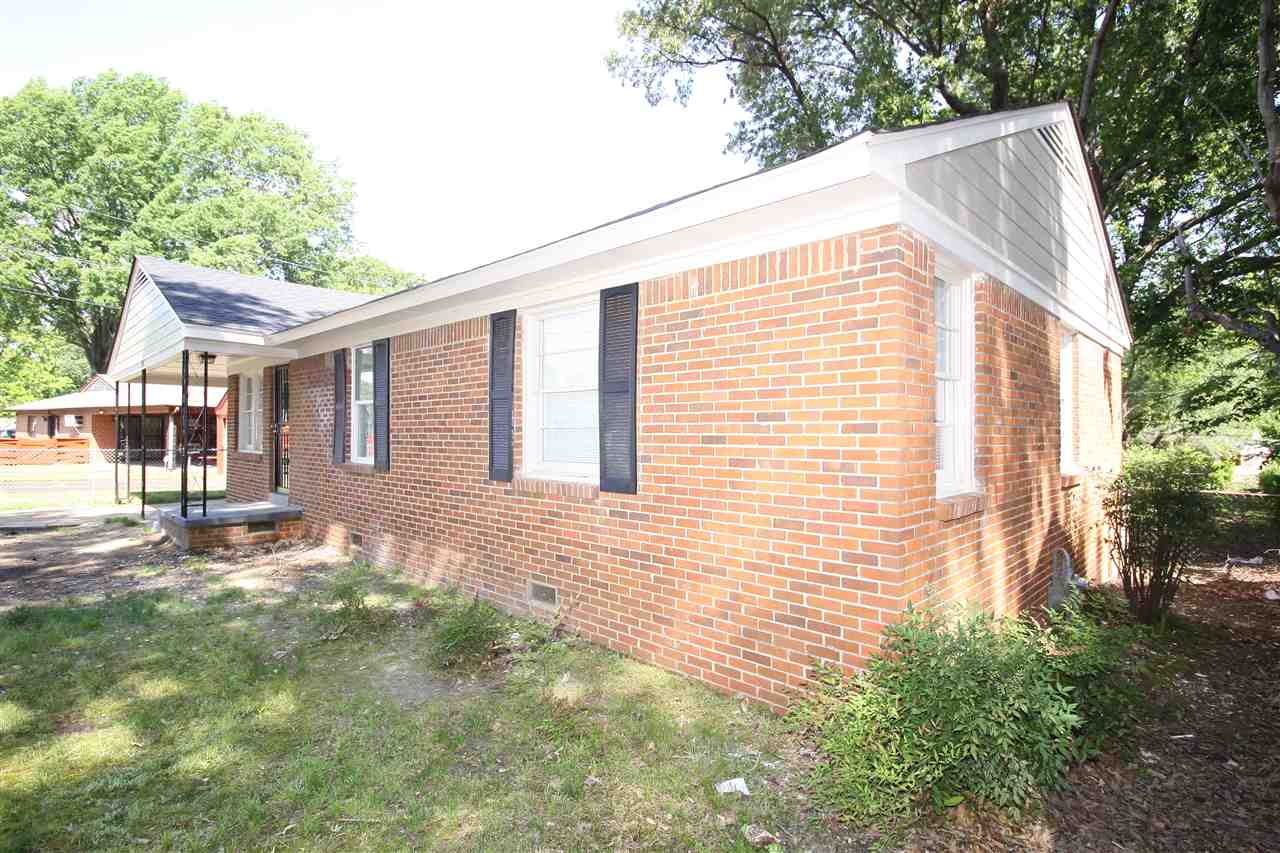 3174 Ladbrook Road Memphis, TN 38118 - Photo 1 of 15