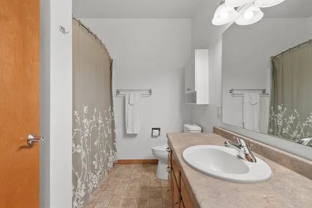 $279,900 | 555 Main Avenue, Unit 111, De Pere, WI 54115