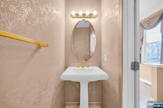 $595,000 | 219 Swathmore Drive, Nutley, NJ 07110