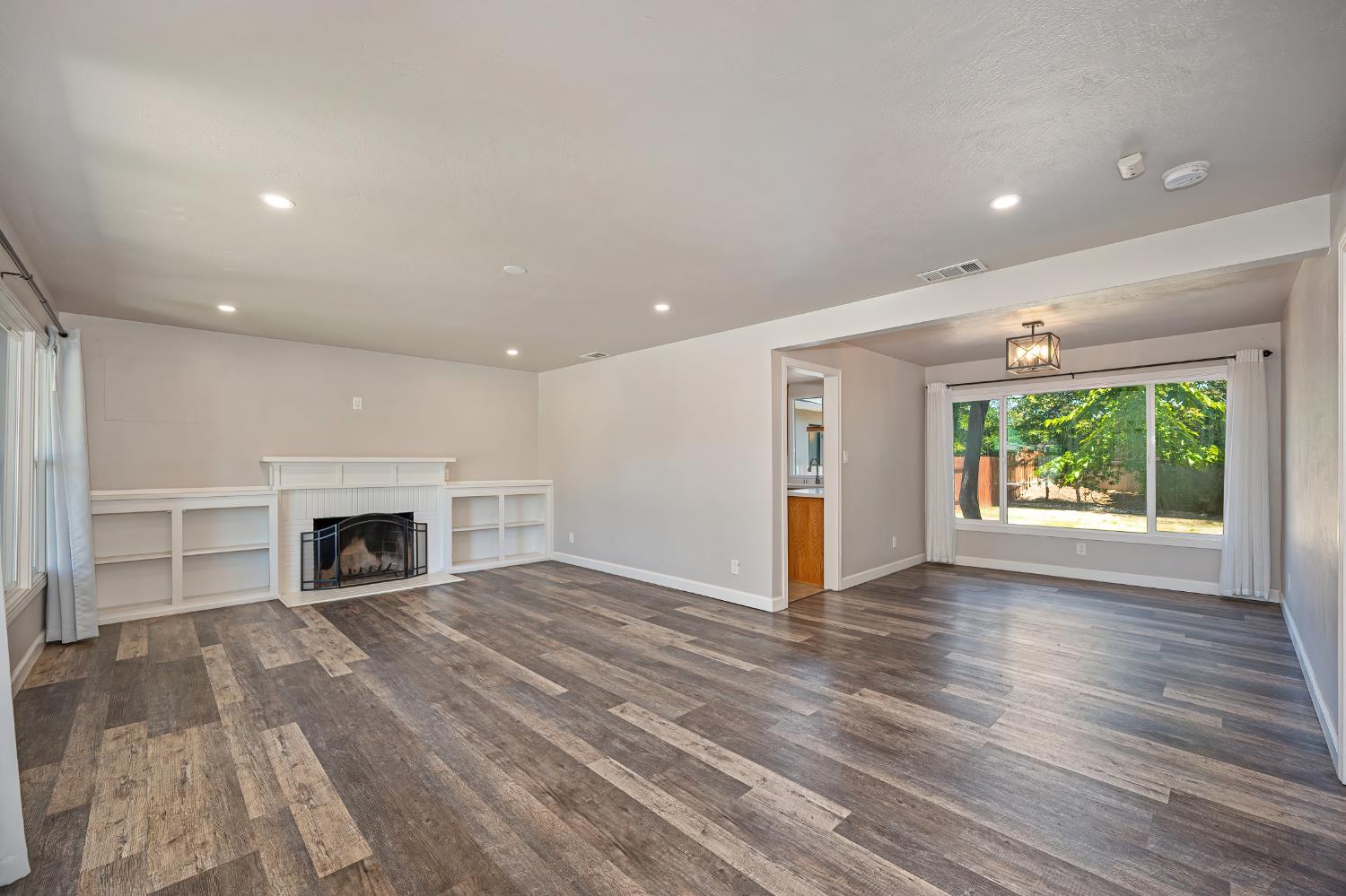 3256 Strevel Way Sacramento, CA 95821 - Photo 9 of 50