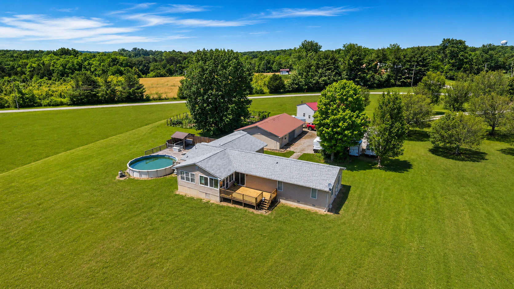 379 Turner Road Crossville, TN 38555 - Photo 1 of 41 Exterior
