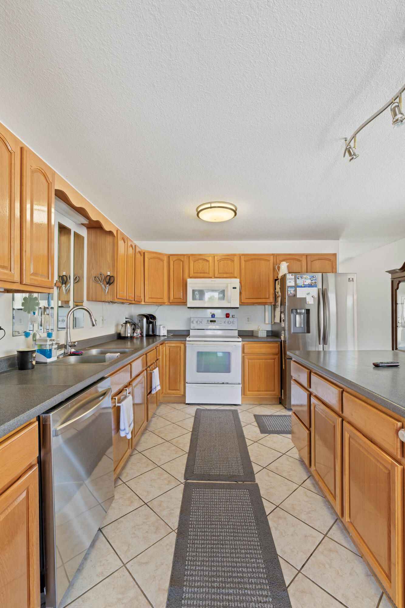 379 Turner Road Crossville, TN 38555 - Photo 14 of 41 Kitchen - 3 (1)