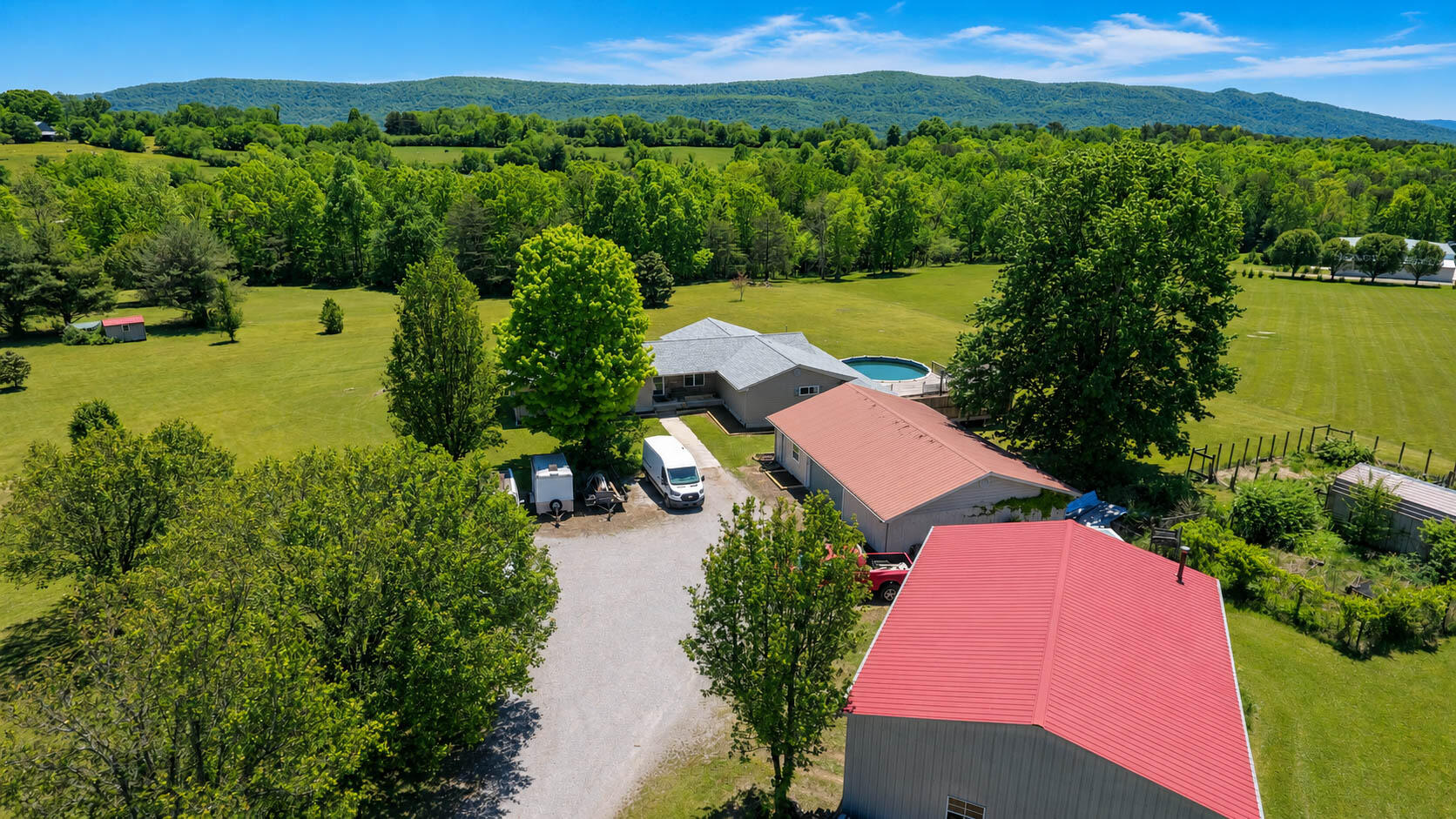 379 Turner Road Crossville, TN 38555 - Photo 2 of 41 Exterior
