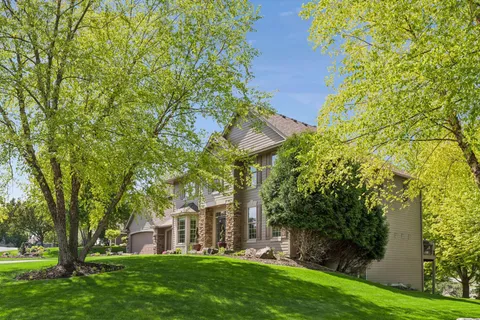 $1,400,000 | 1981 Topaz Drive, Chanhassen, MN 55317