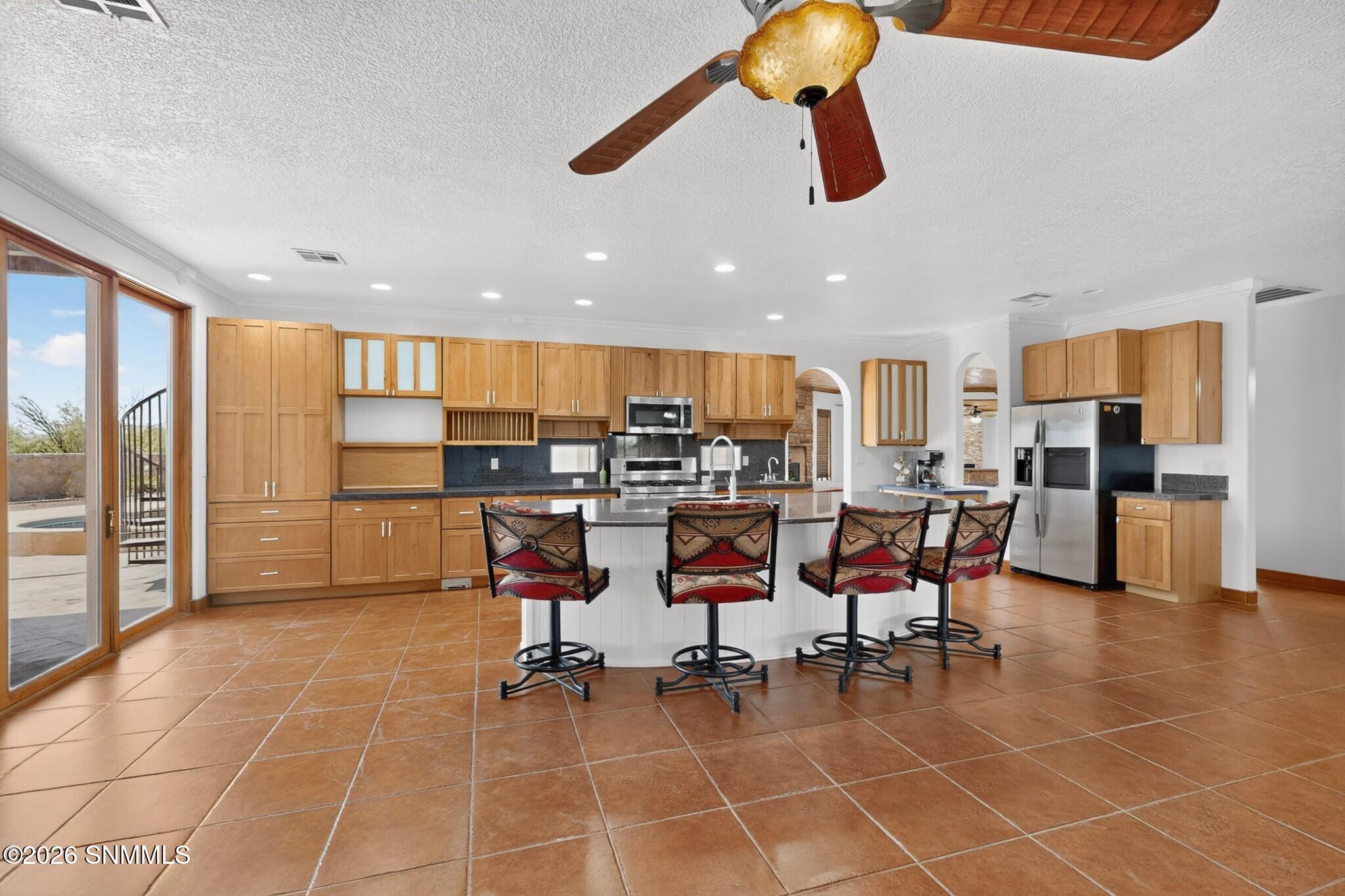 21998 Homestead Road Deming, NM 88030 - Photo 7 of 73 Kitchen