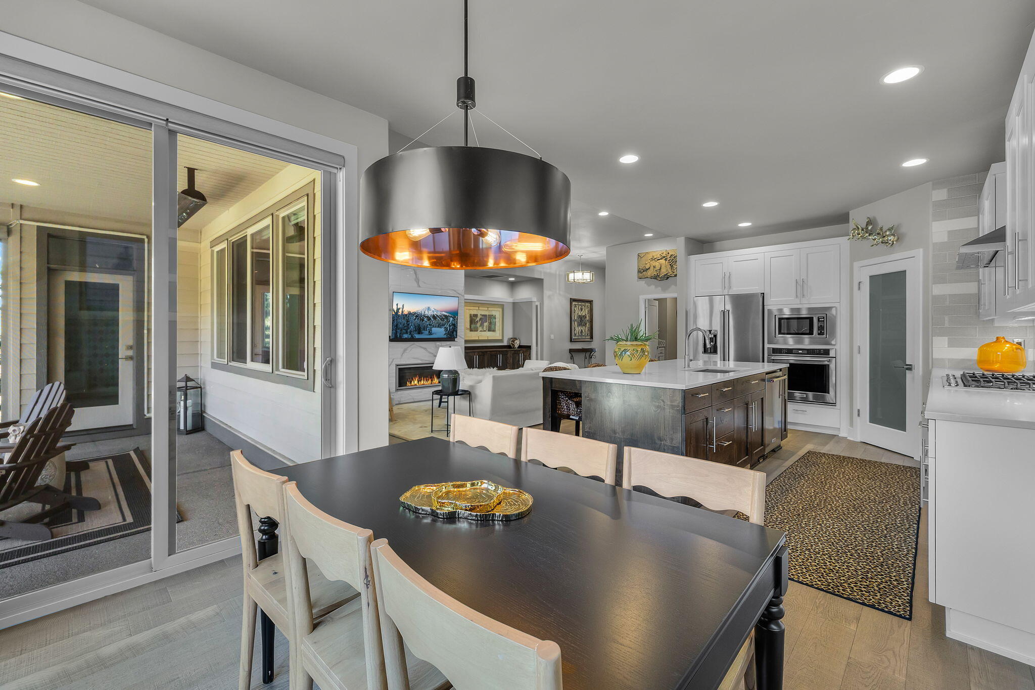 2565 Northwest Rippling River Court Bend, OR 97703 - Photo 22 of 52 dining area