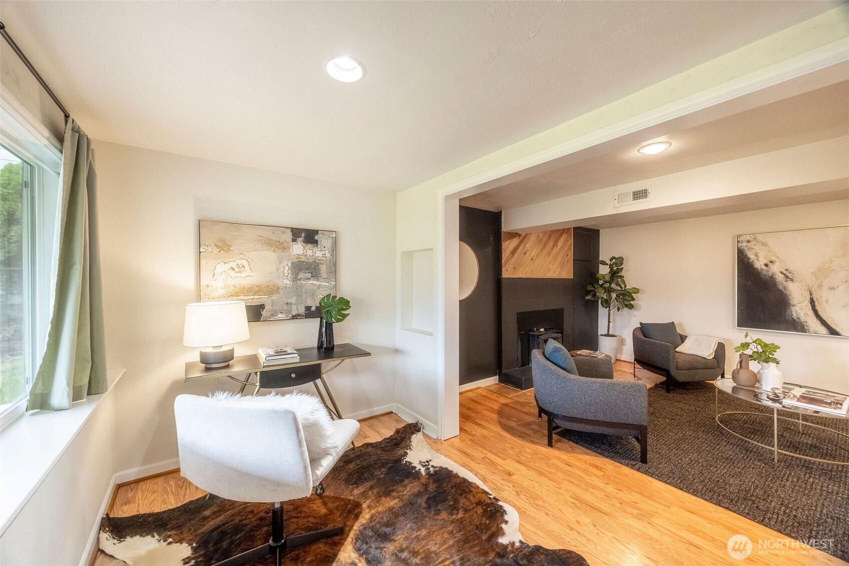 10020 18th Avenue Southwest Seattle, WA 98146 - Photo 13 of 24