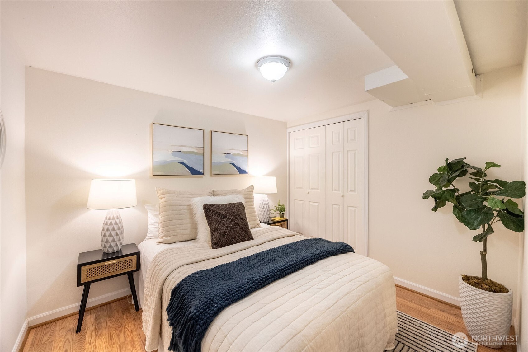 10020 18th Avenue Southwest Seattle, WA 98146 - Photo 16 of 24