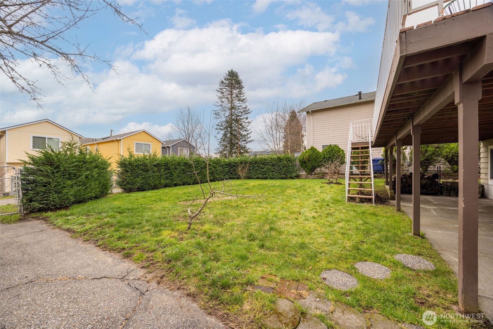 10020 18th Avenue Southwest Seattle, WA 98146 - Photo 23 of 24